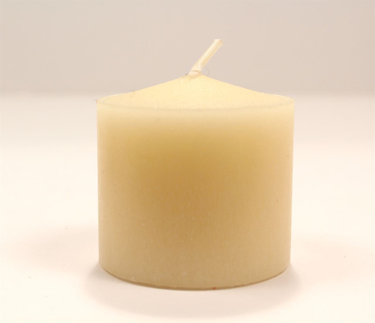 Ivory 10 Hour Votive Candle - Image 1